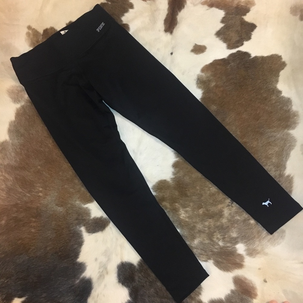 Pink Victoria’s Secret Ultimate Legging *NEW*